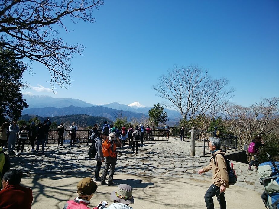 高尾山山頂の画像